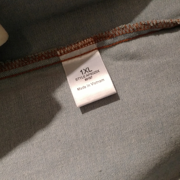 Fashion Nova Distressed Jean Jacket - Picture 5 of 8